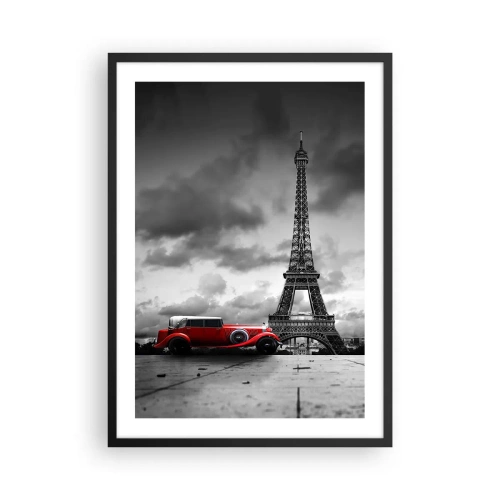 Plakat i sort ramme - En rød bil foran Eiffeltårnet i sort og hvid - 50x70cm - For ikke så længe siden i Paris - Moderne vægdekoration til stue og soveværelse ARTTOR