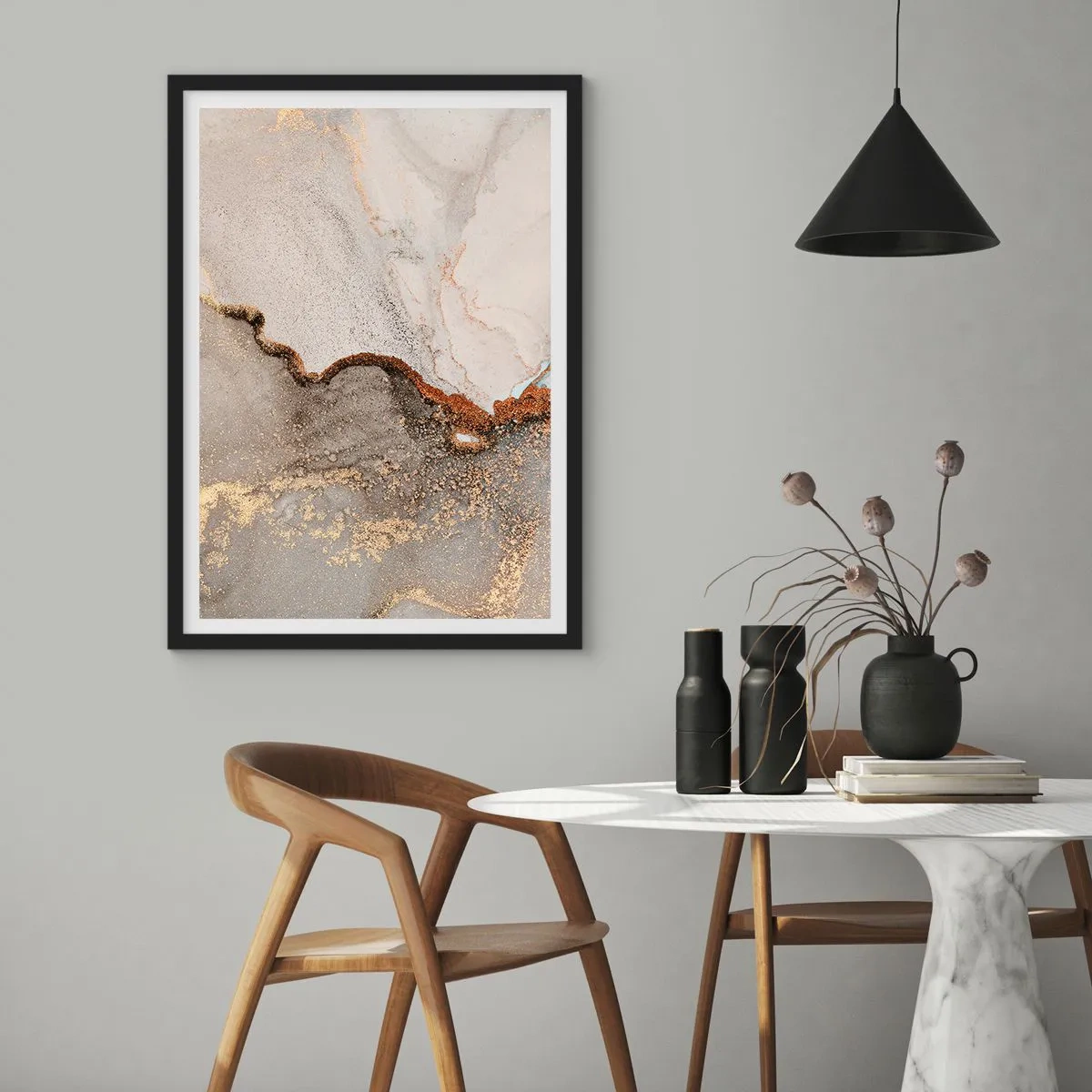 Plakat i sort ramme - Abstrakt marmormønster med guld- og kobberaccenter - 50x70cm - På farvegrænsen - Moderne vægdekoration til stue og soveværelse ARTTOR