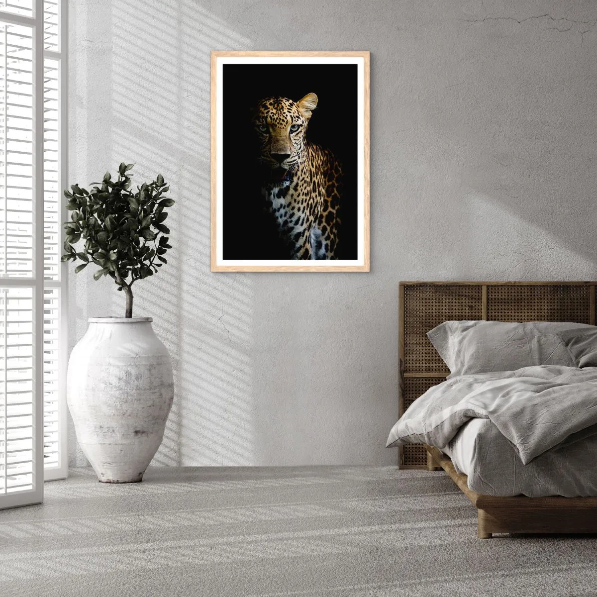 Plakat i ramme af lyst egetræ - Mørk skønhed - 61x91 cm
