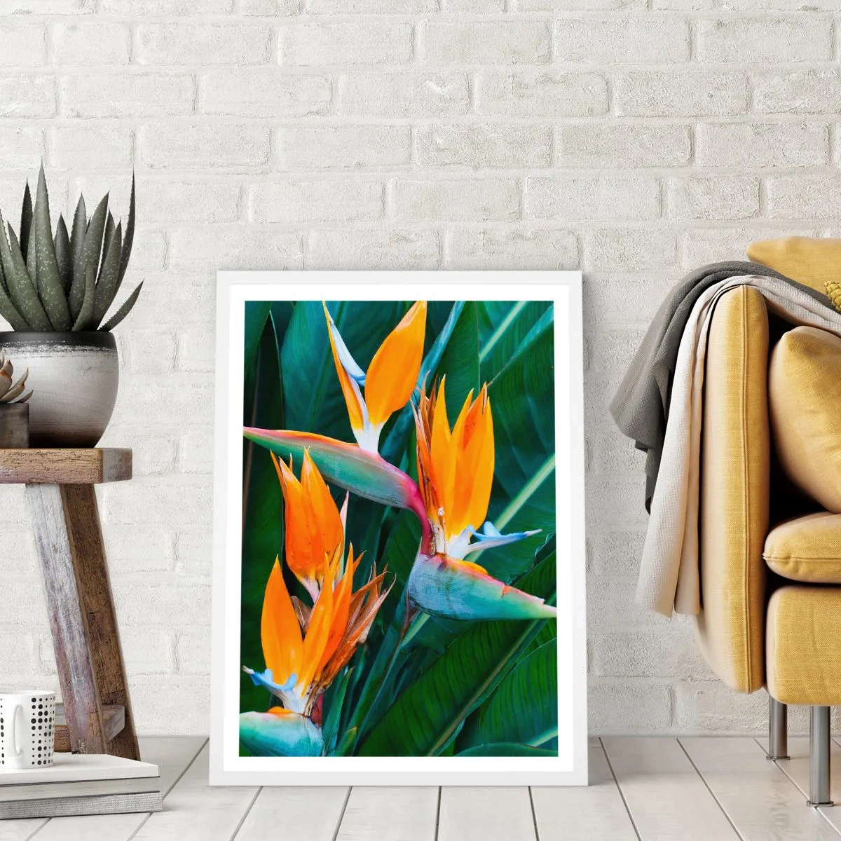 Plakat i hvid ramme - Er det en blomst eller er det en fugl? - 70x100 cm
