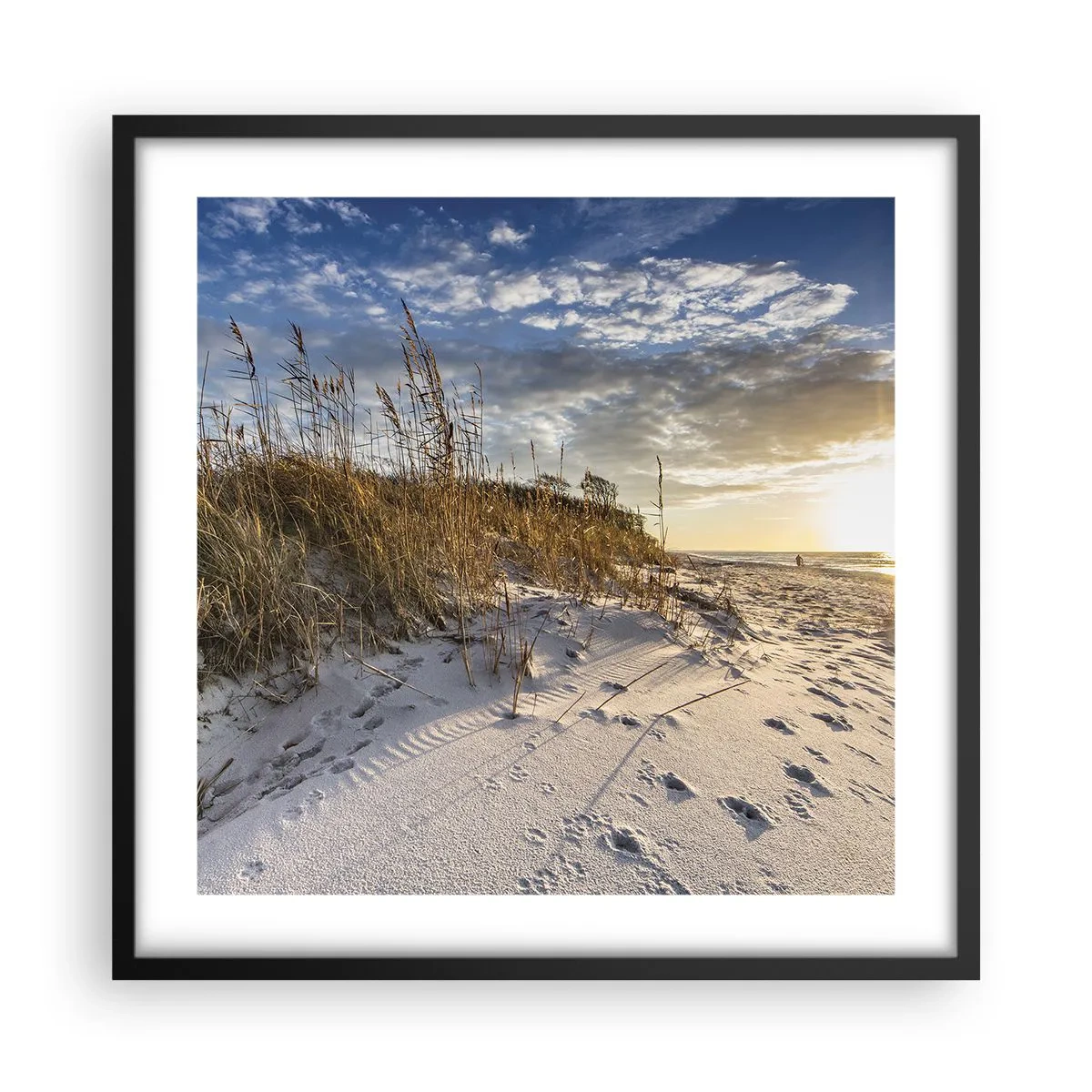 Plakat i sort ramme - Indbydelse til en vandretur - 50x50 cm