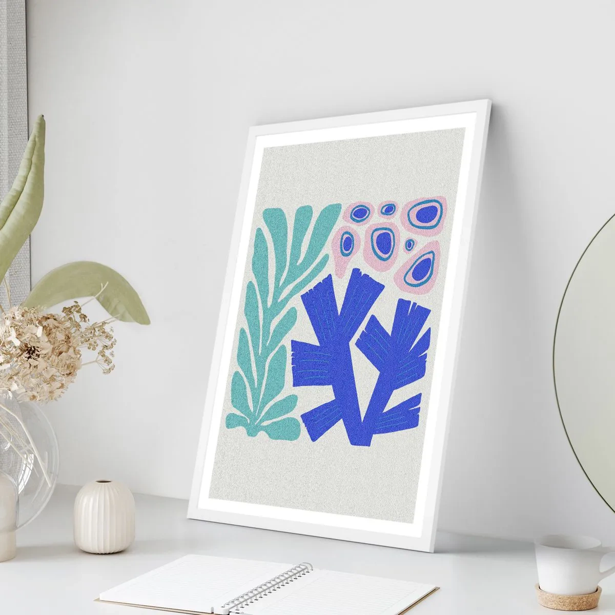 Plakat i hvid ramme - Undervands have - 70x100 cm