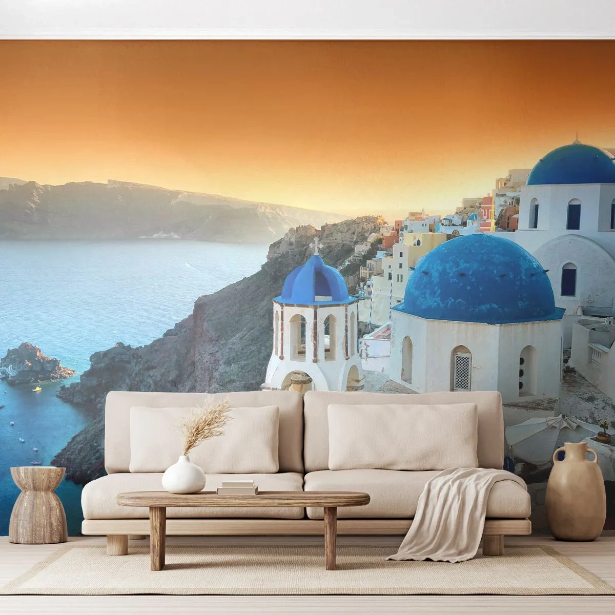 Fototapet Selvklæbende Deluxe Sticker - Santorini - omfavnet af klipperne - Landskab, Grækenland, Santorini - 350x256 cm