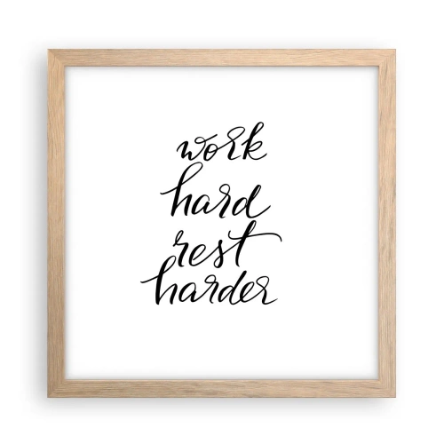 Plakat i ramme af lyst egetræ - Balance i livet - 30x30 cm