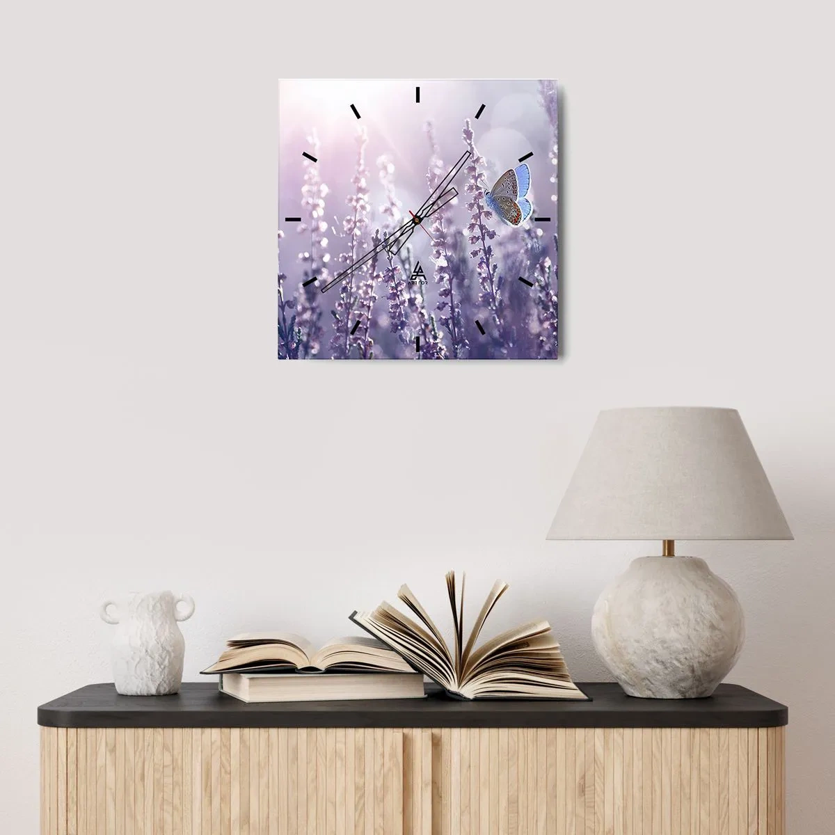 Vægur, Uret - Sommerfuglekys - 30x30 cm