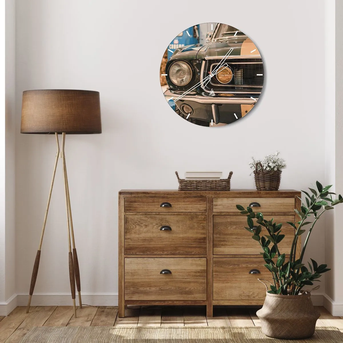 Vægur, Uret - Nærbillede af en klassisk amerikansk muskelbil - 30x30cm - Møde med en legende - Moderne vægdekoration til stue, køkken og soveværelse ARTTOR