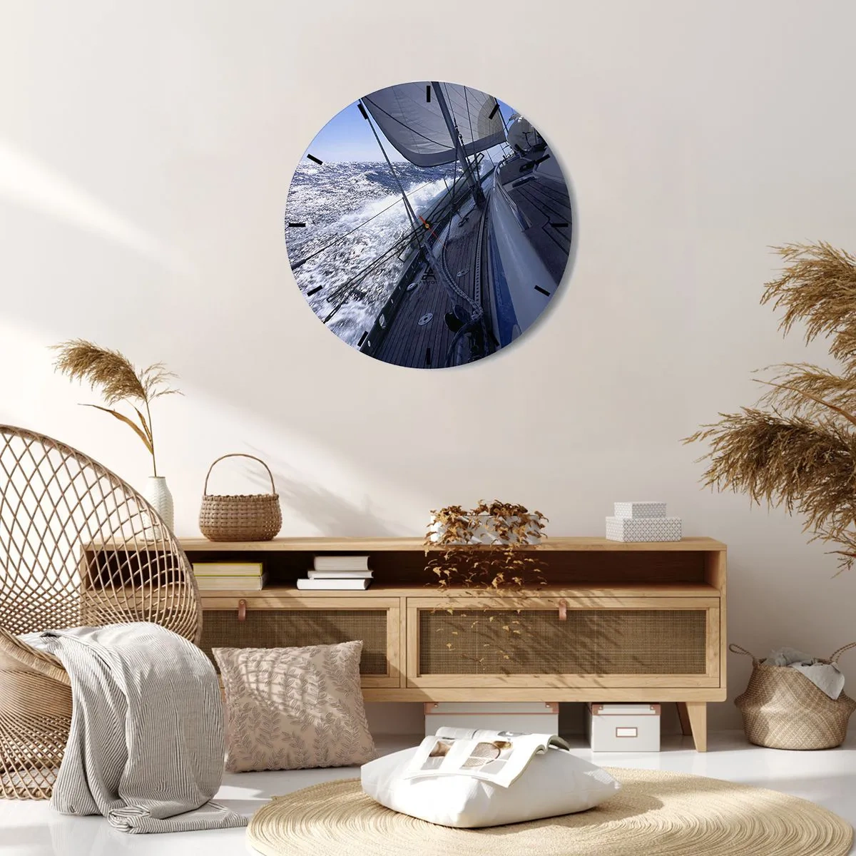 Vægur, Uret - En yacht på det åbne hav blandt bølgerne - 30x30cm - Jeg ved, hvad det vil sige at være en fugl - Moderne vægdekoration til stue, køkken og soveværelse ARTTOR