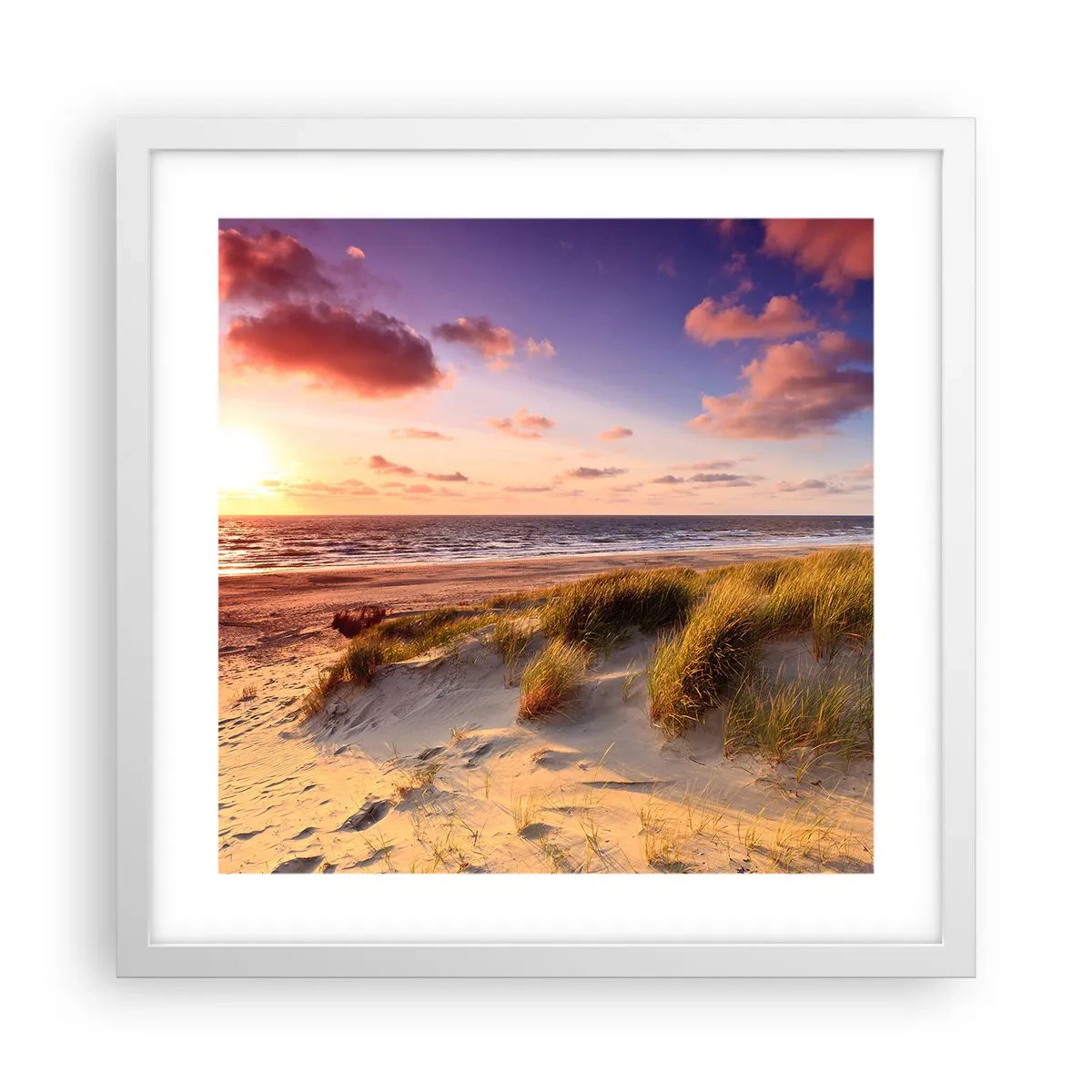 Plakat i hvid ramme - Luften dufter allerede af sommer - 40x40 cm