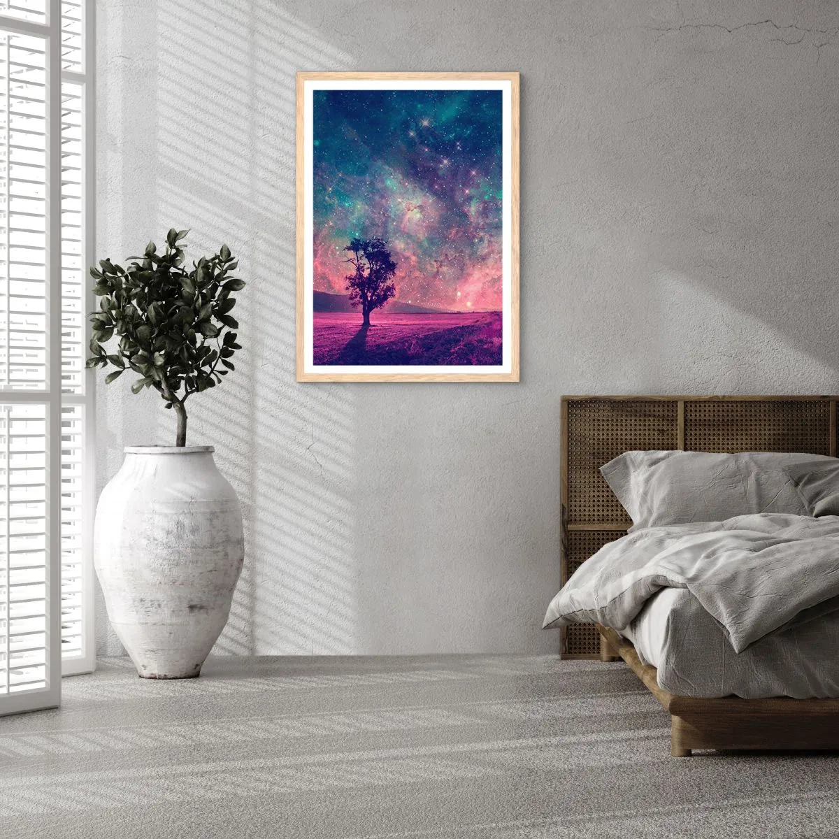 Plakat i ramme af lyst egetræ - Under en magisk himmel - 30x40 cm