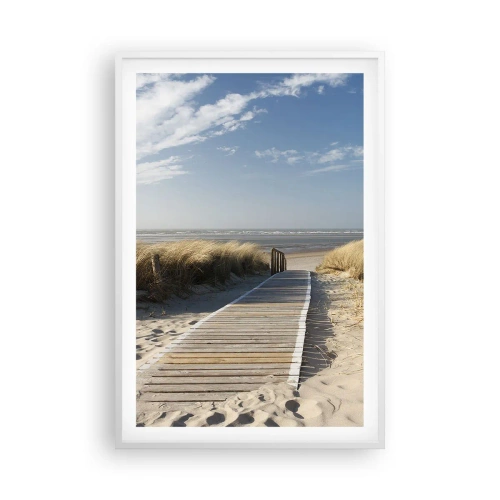 Plakat i hvid ramme - Bag klitten, i græssets summen - 61x91 cm