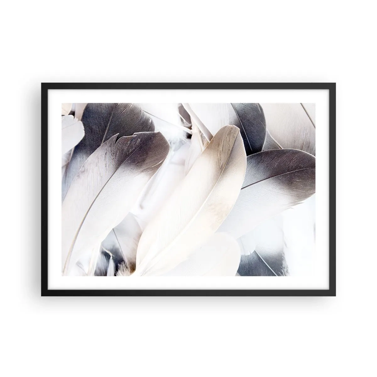 Plakat i sort ramme - Næsten engleagtig - 70x50 cm