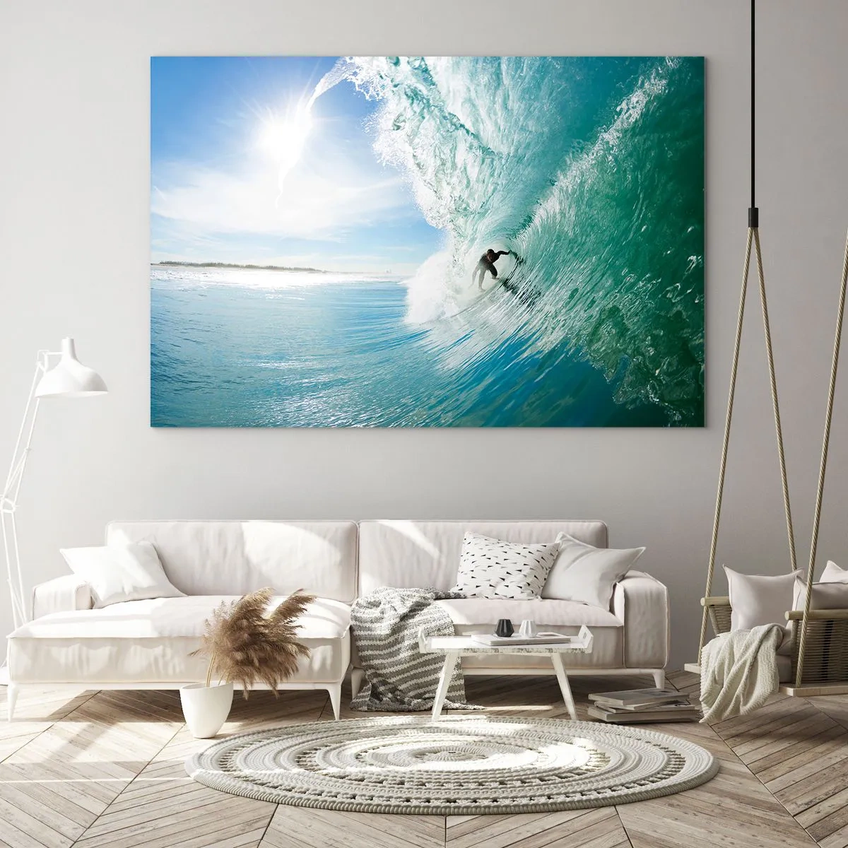 Billede på glas - En surfer rider på en bølge mod en blå himmel - 70x50cm - Altid på bølgen - Moderne vægdekoration til stue og soveværelse ARTTOR