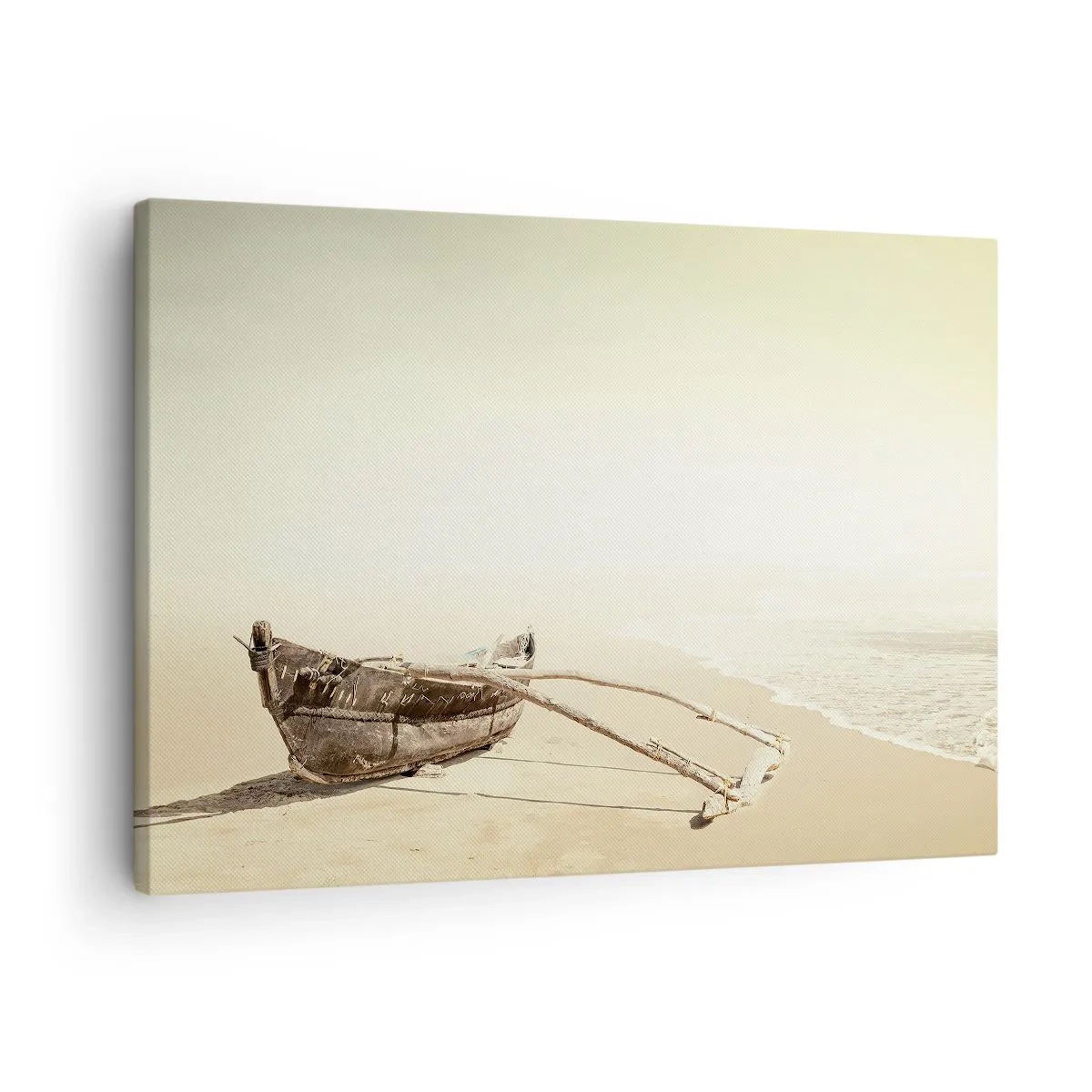 Lærredstryk - Billede på lærred - Gammel fiskerbåd på en sandstrand - 70x50cm - Et minde om Sydhavet - Moderne vægdekoration til stue og soveværelse ARTTOR
