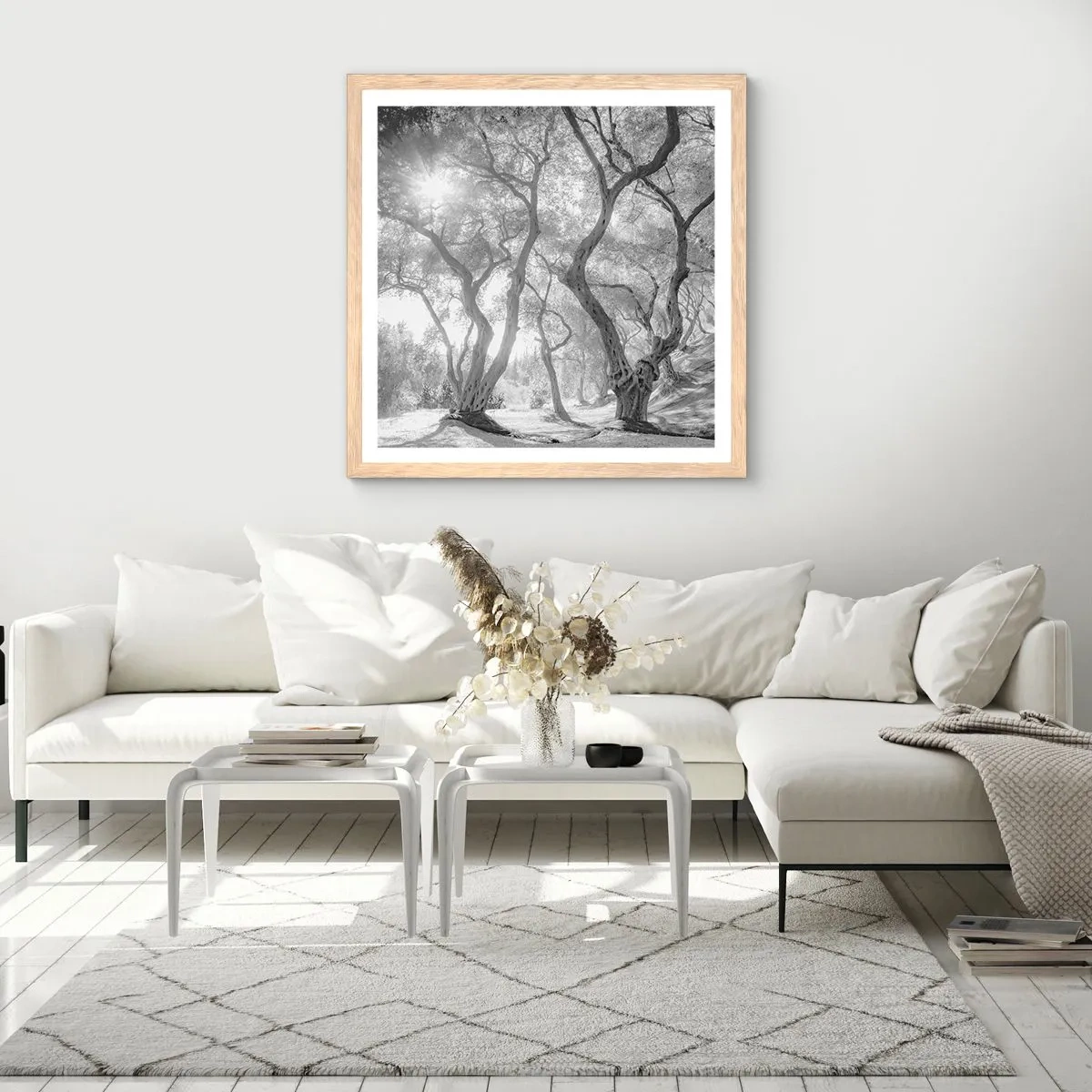 Plakat i ramme af lyst egetræ - I en olivenlund - 30x30 cm