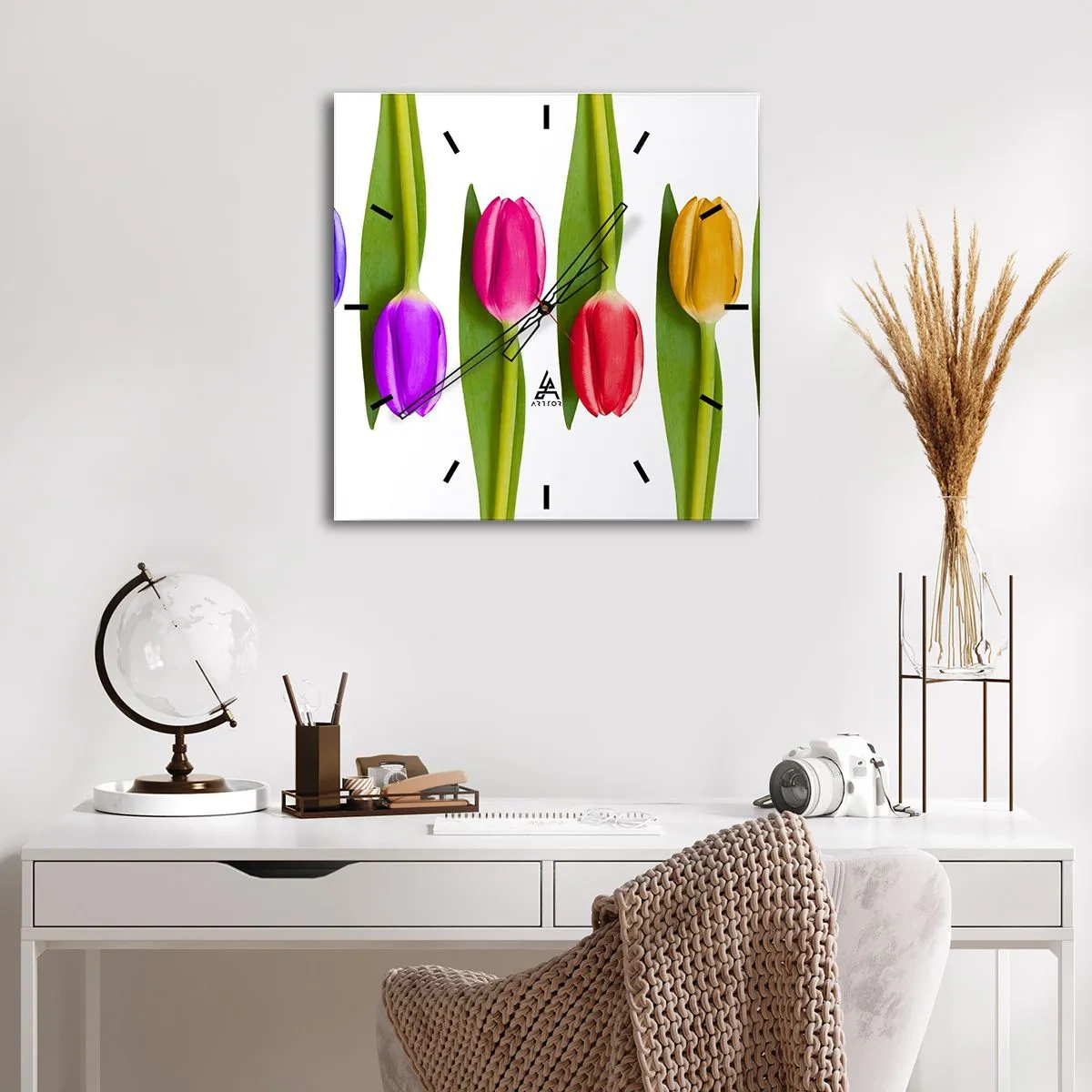 Vægur, Uret - Regnbuesammensætning - 30x30 cm