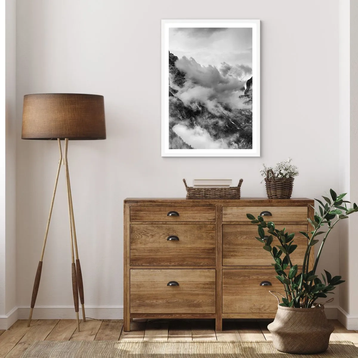 Plakat i hvid ramme - Smukt og grusomt - 70x100 cm