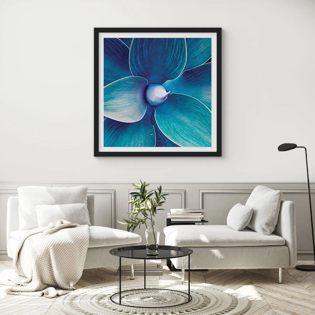 Plakat i sort ramme - Blå fra himlen - 30x30 cm