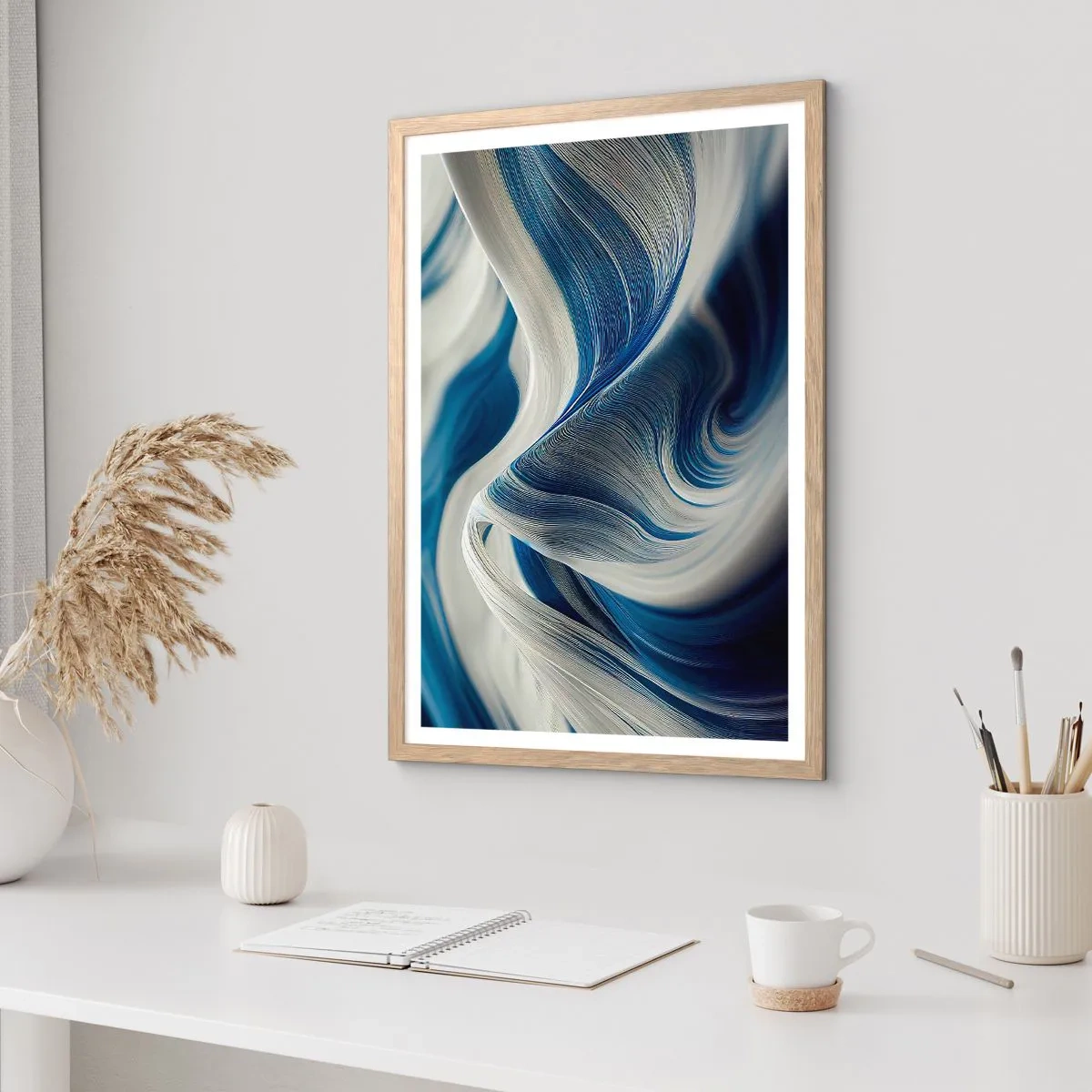 Plakat i ramme af lyst egetræ - Flydende blå og hvide farver - 40x50 cm