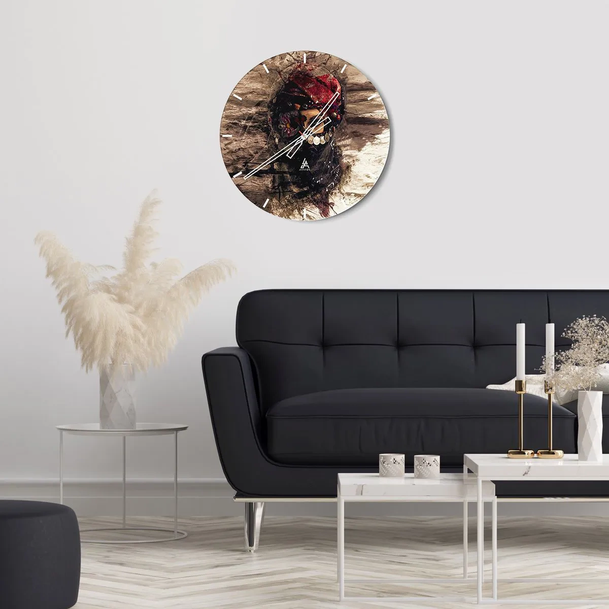 Vægur, Uret - Kunstnerisk portræt af en kvinde iført traditionelle smykker - 30x30cm - Foruroligende for at sige det mildt - Moderne vægdekoration til stue, køkken og soveværelse ARTTOR