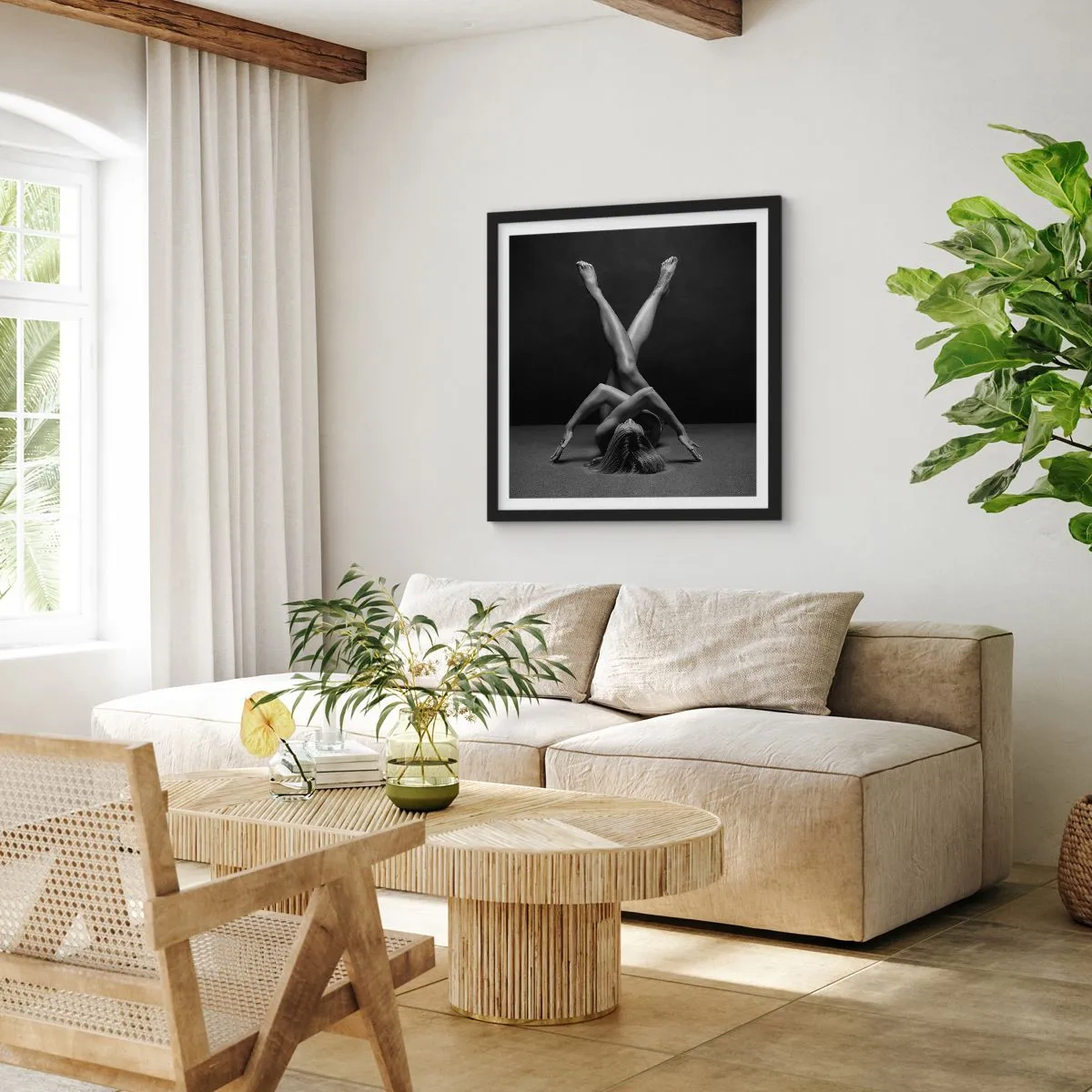 Plakat i sort ramme - Nøgenhedens geometri - 40x40 cm