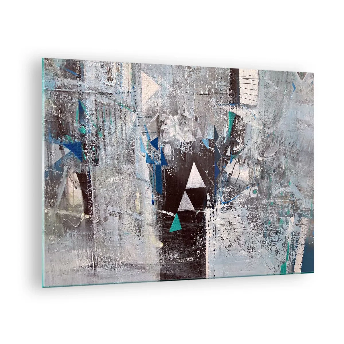 Billede på glas - Geometriske trekanter mod baggrunden af en abstrakt komposition i grå nuancer. - 70x50cm - Overordnet rækkefølge af trekanter - Moderne vægdekoration til stue og soveværelse ARTTOR