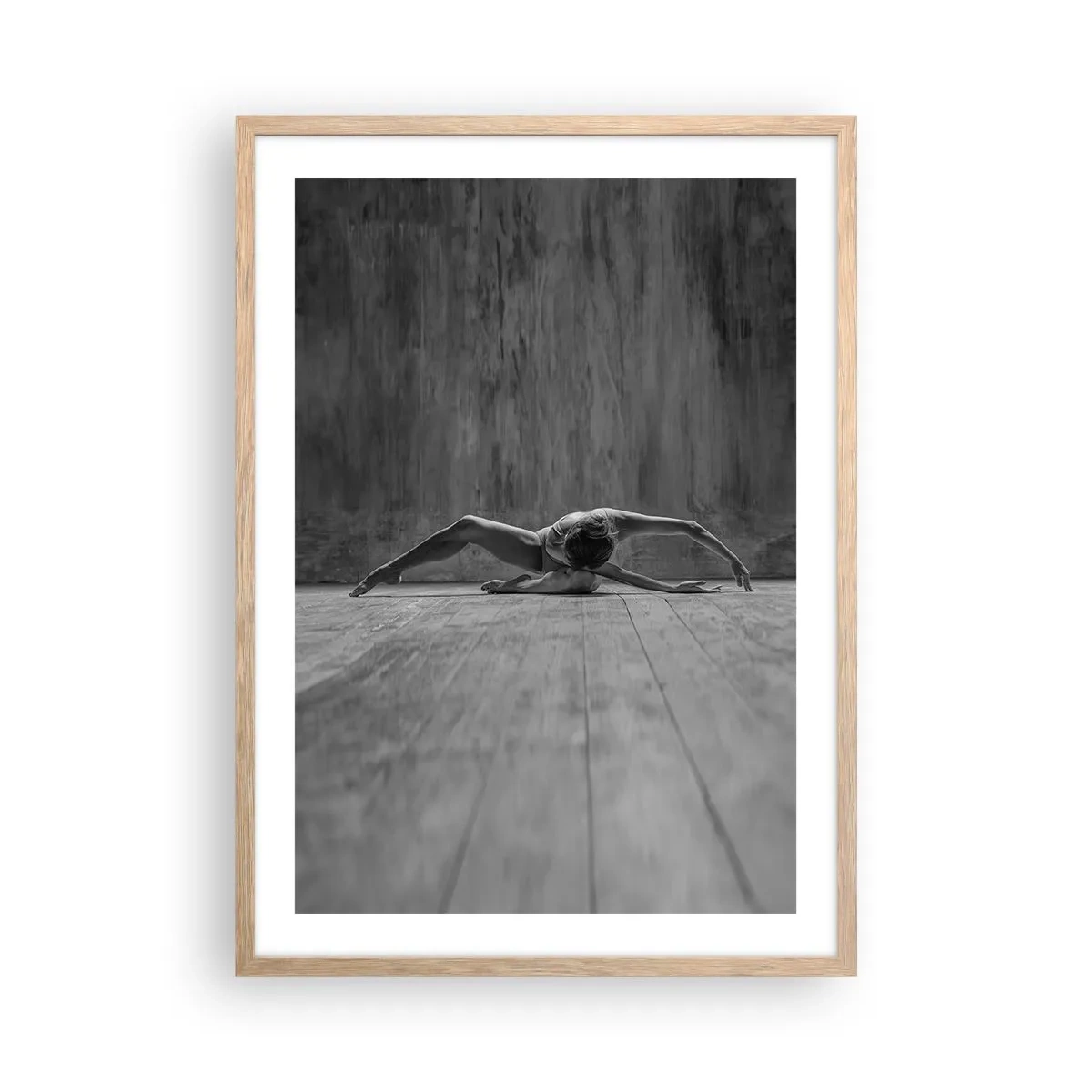 Plakat i ramme af lyst egetræ - Symmetri fundet - 50x70 cm