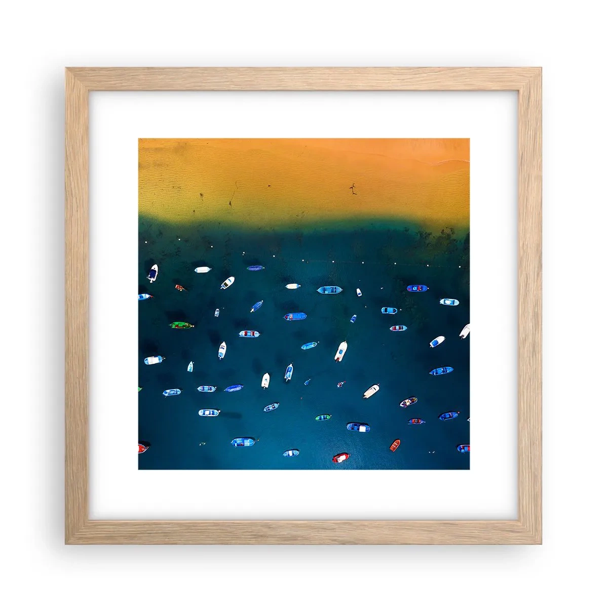 Plakat i ramme af lyst egetræ - En ferieleg - 30x30 cm