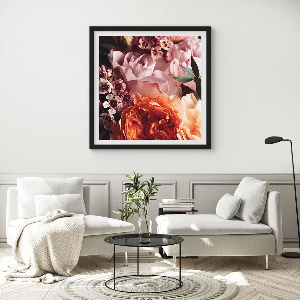 Plakat i sort ramme - Indhyllet i skønhed - 50x50 cm