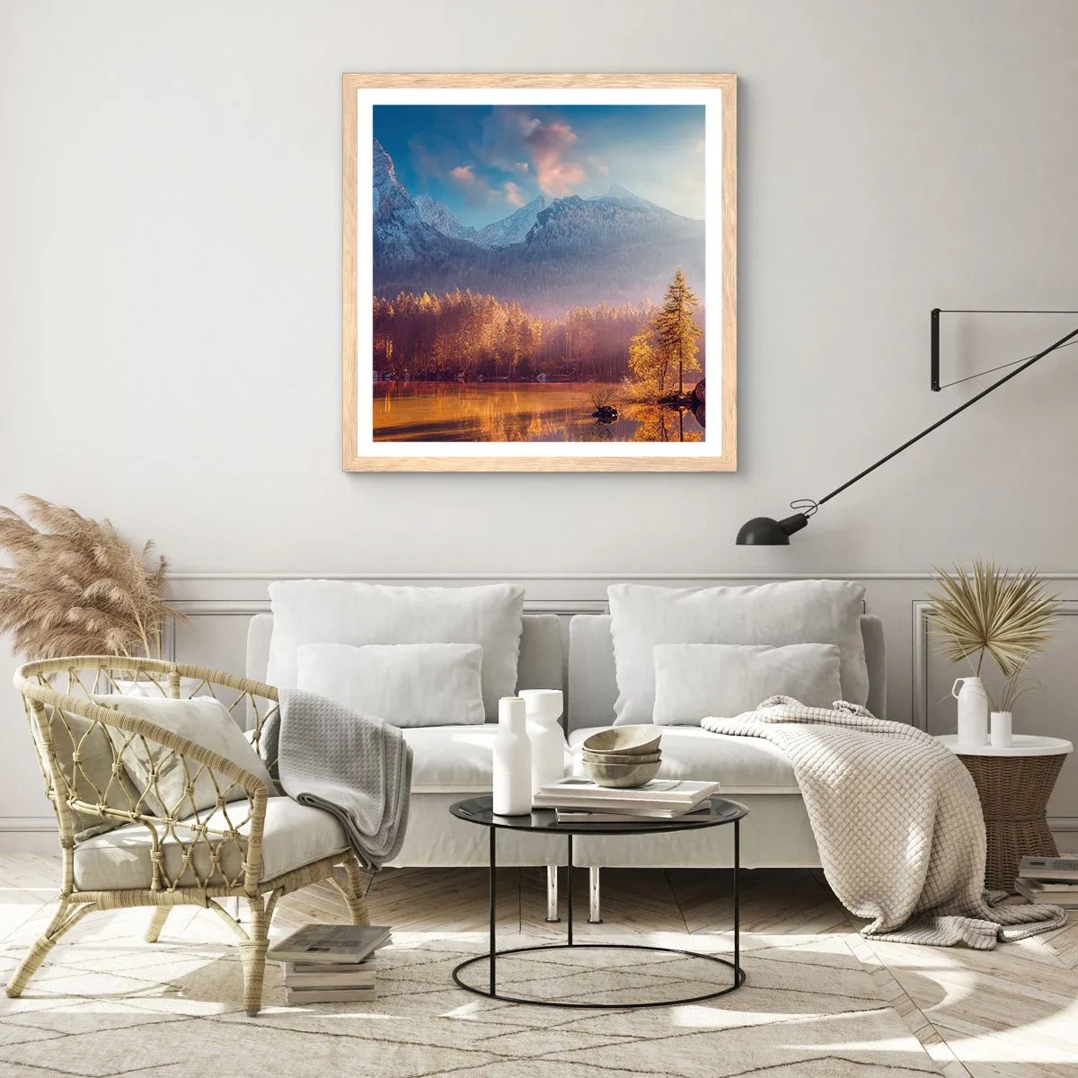 Plakat i ramme af lyst egetræ - I bjerge og dale - 60x60 cm