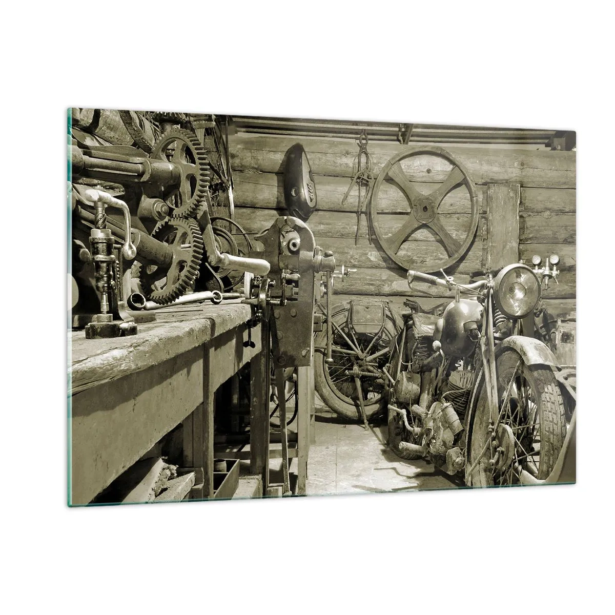 Billede på glas - I onkel Wladeks skur - 120x80 cm