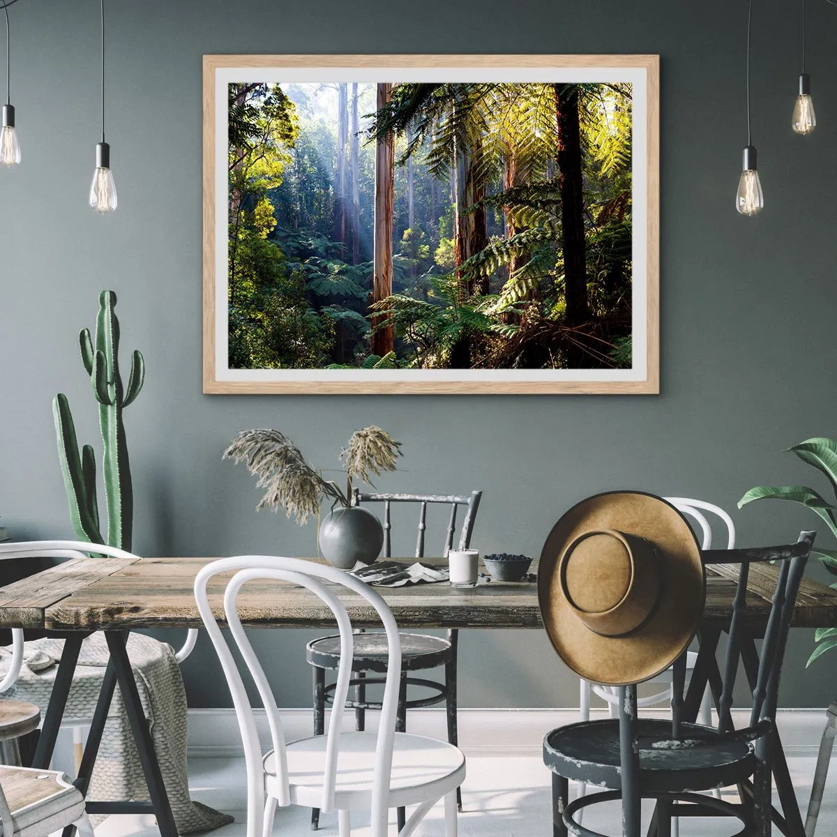 Plakat i ramme af lyst egetræ - En fortælling om skoven - 91x61 cm