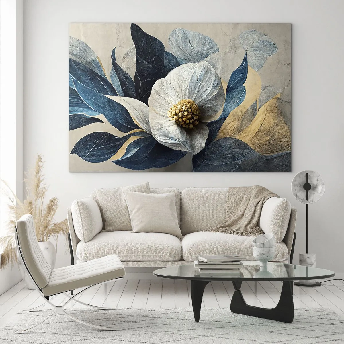 Billede på glas - Et hvidt blomsterarrangement med marineblå blade og en gylden midte - 70x50cm - Har et hjerte af guld - Moderne vægdekoration til stue og soveværelse ARTTOR