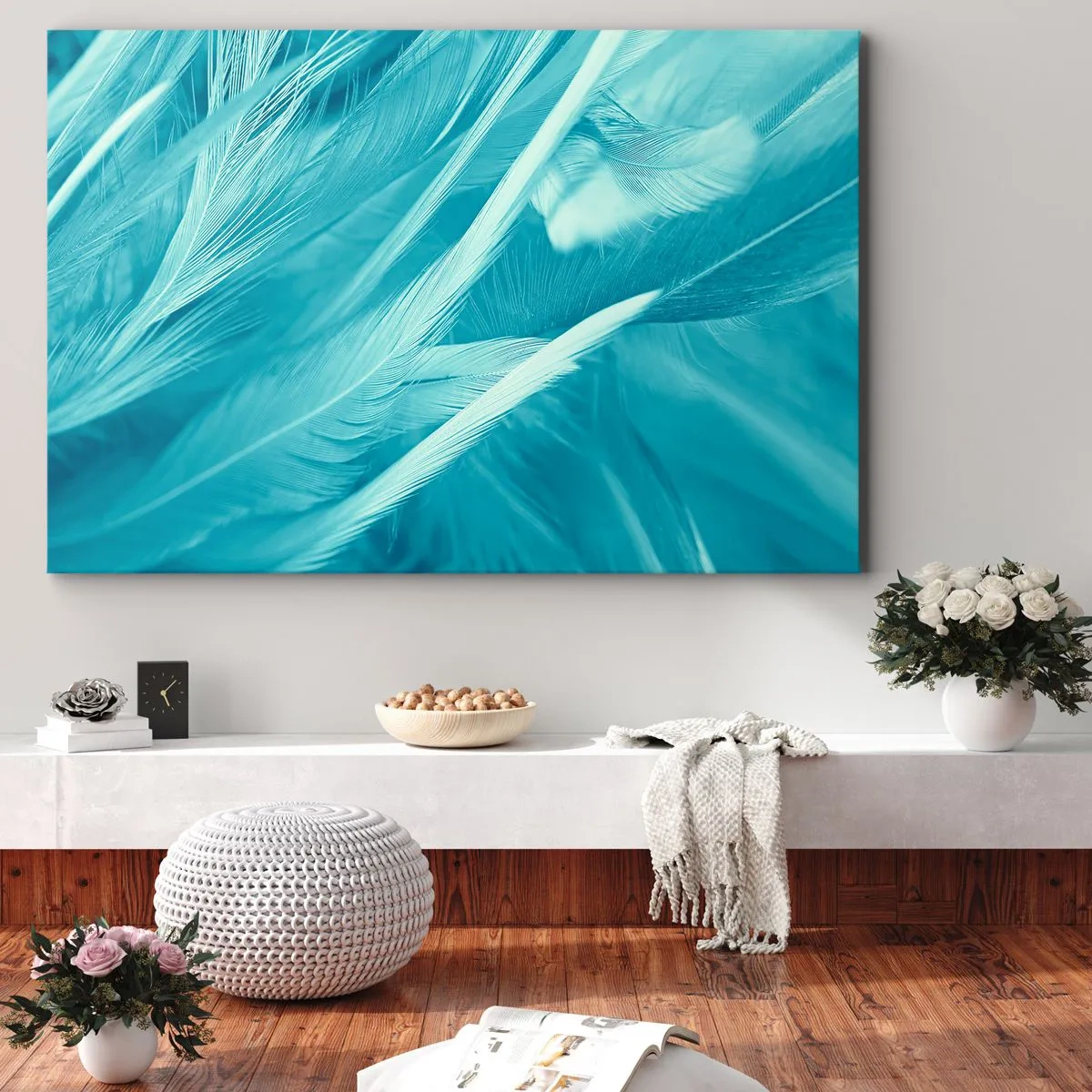 Lærredstryk - Billede på lærred - Nærbillede af fine turkise fjer - 70x50cm - At drukne i fluff - Moderne vægdekoration til stue og soveværelse ARTTOR