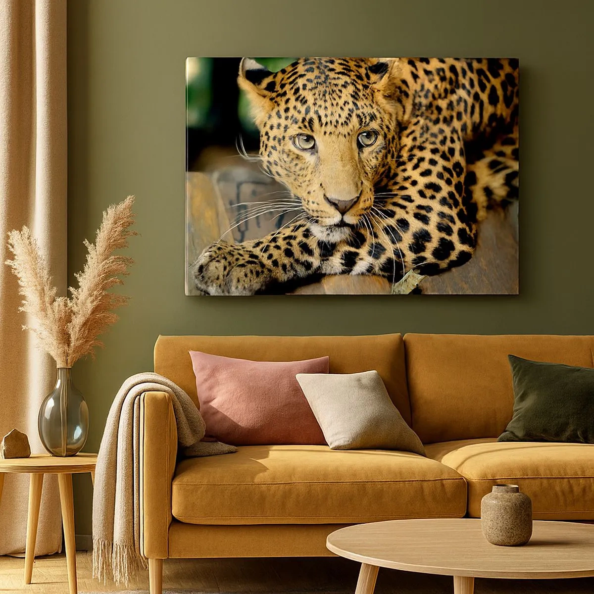 Lærredstryk - Billede på lærred - Portræt af en leopard i dens naturlige omgivelser - 70x50cm - Vær ikke bange, kom nu - Moderne vægdekoration til stue og soveværelse ARTTOR