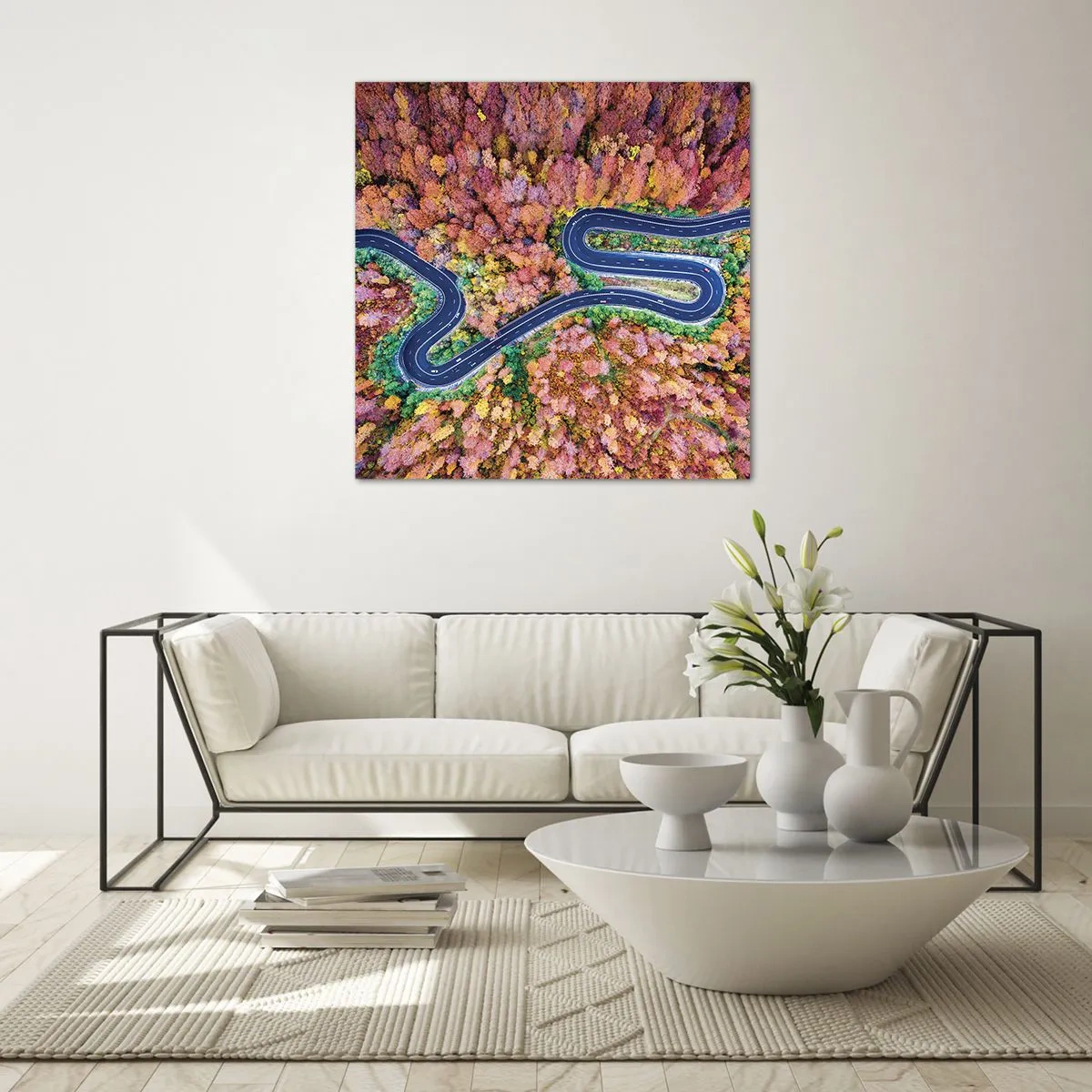 Billede på glas - En snoet vej gennem skoven - 70x70 cm