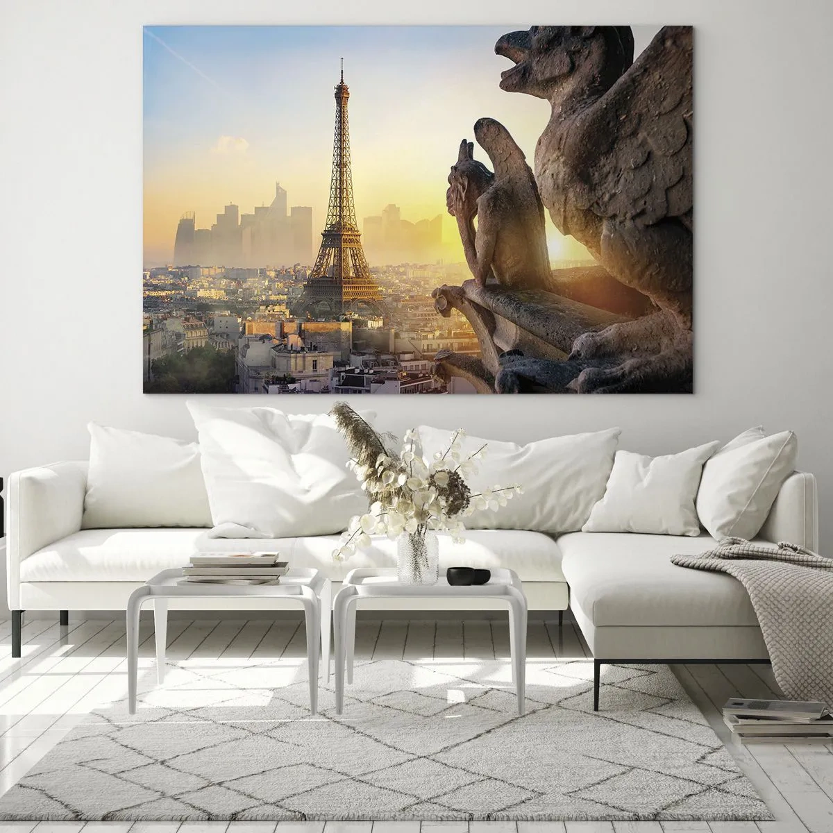 Billede på glas - Eiffeltårnet i morgentågen med udsigt over Paris og gotiske skulpturer - 70x50cm - Meget har ændret sig... - Moderne vægdekoration til stue og soveværelse ARTTOR