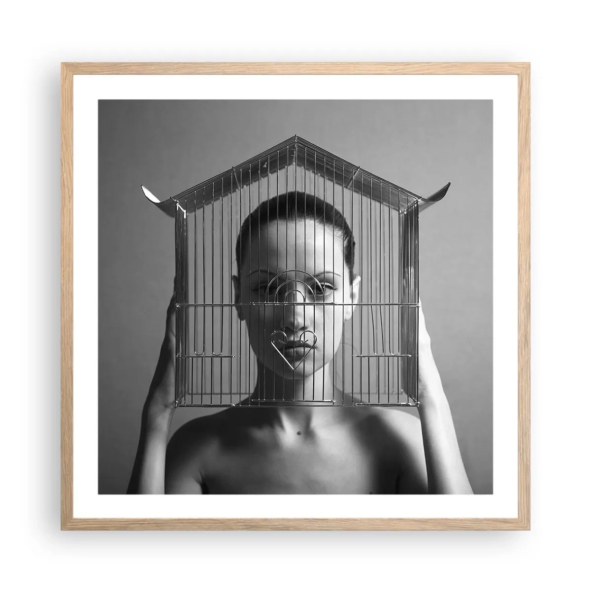 Plakat i ramme af lyst egetræ - Et lidt surrealistisk portræt - 60x60 cm