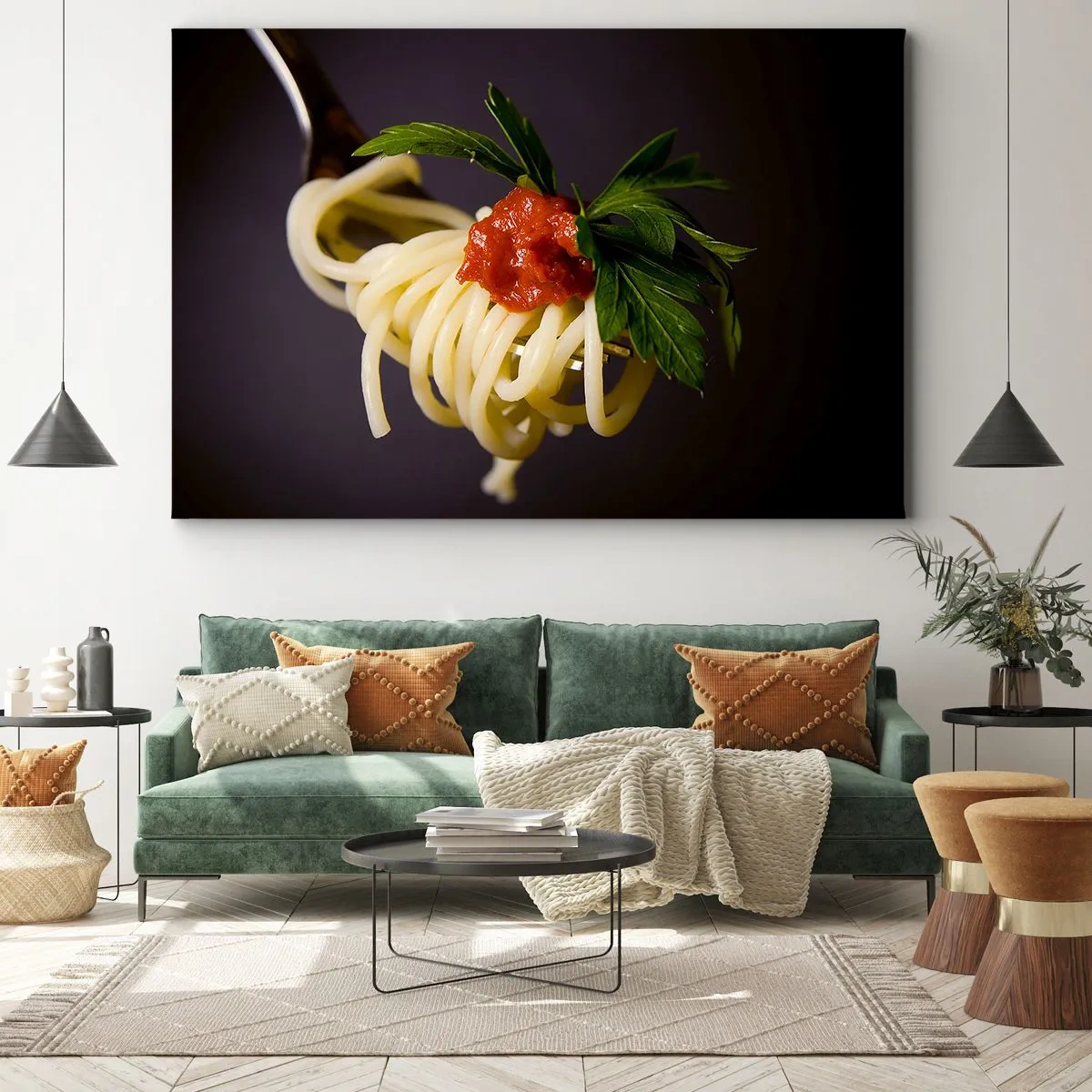 Lærredstryk - Billede på lærred - Spaghetti pasta på en gaffel med tomatsauce og persille - 70x50cm - En lækker bid - Moderne vægdekoration til stue og soveværelse ARTTOR