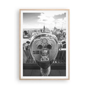 Plakat i ramme af lyst egetræ - Byen over byer - 70x100 cm