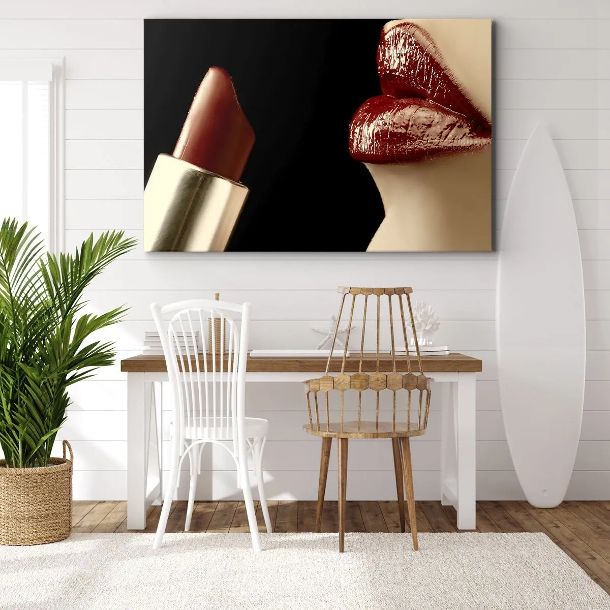 Lærredstryk - Billede på lærred - Røde læber og læbestift på en sort baggrund - 70x50cm - Karminrødt farves sanselighed og udstråling - Moderne vægdekoration til stue og soveværelse ARTTOR
