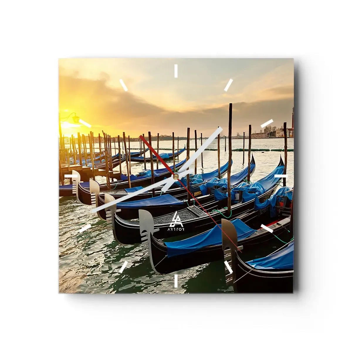 Vægur, Uret - Før travlheden kommer - 30x30 cm