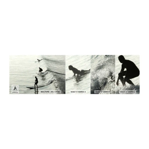 Prøve Fototapet Selvklæbende Deluxe Sticker - Mødet med bølgen - Surfing, Sport, Ocean - 100x30 cm