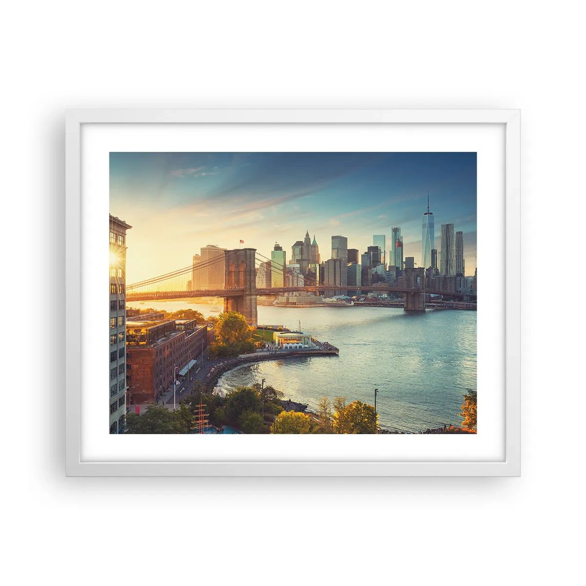 Plakat i hvid ramme - Den store bys daggry - 50x40 cm