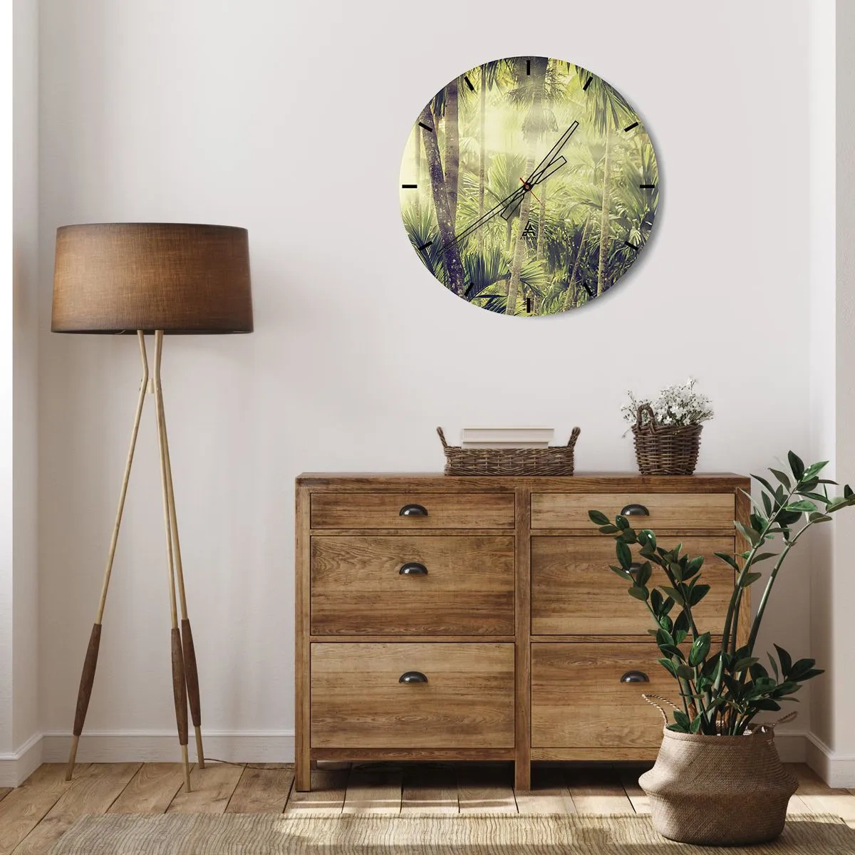 Vægur, Uret - Tropisk palmeskov i solens stråler - 30x30cm - I grønne gløder - Moderne vægdekoration til stue, køkken og soveværelse ARTTOR