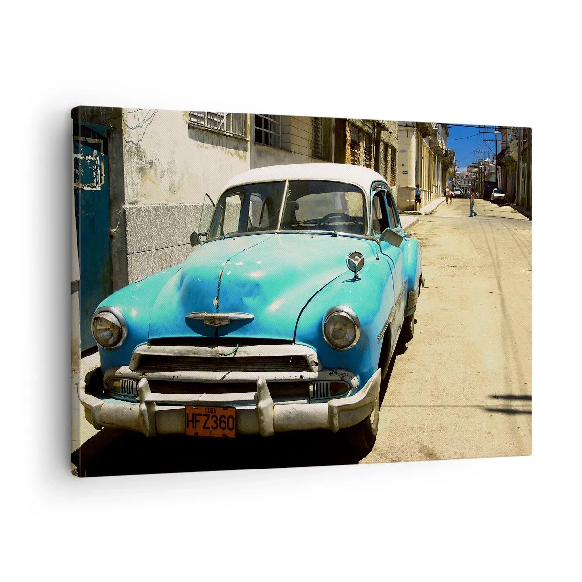 Lærredstryk - Billede på lærred - En blå klassisk bil på gaden på en solskinsdag - 70x50cm - Evviva Cuba! - Moderne vægdekoration til stue og soveværelse ARTTOR