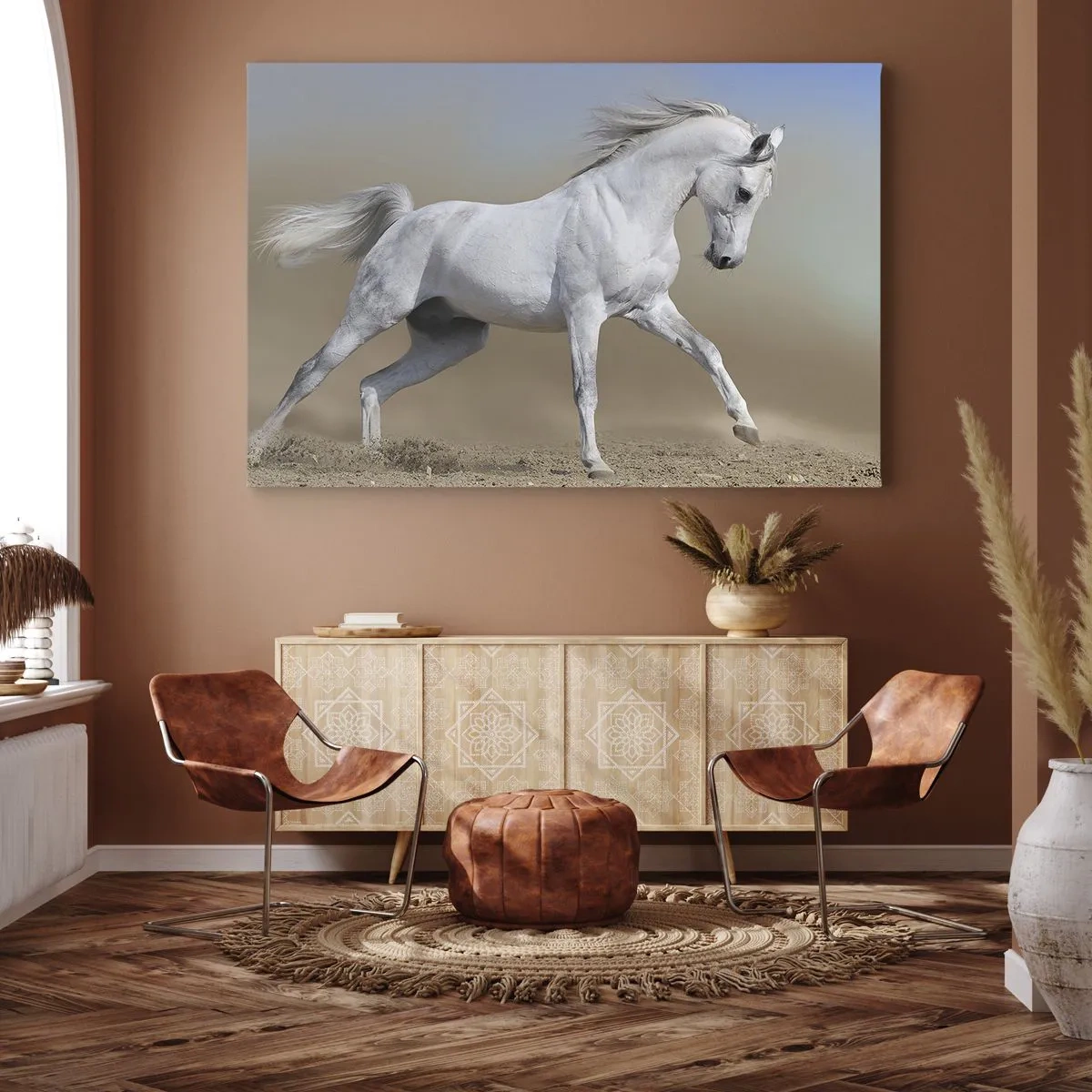 Lærredstryk - Billede på lærred - En hvid hest galoperer hen over et ørkenlandskab - 70x50cm - Den smukkeste arabiske fortælling - Moderne vægdekoration til stue og soveværelse ARTTOR