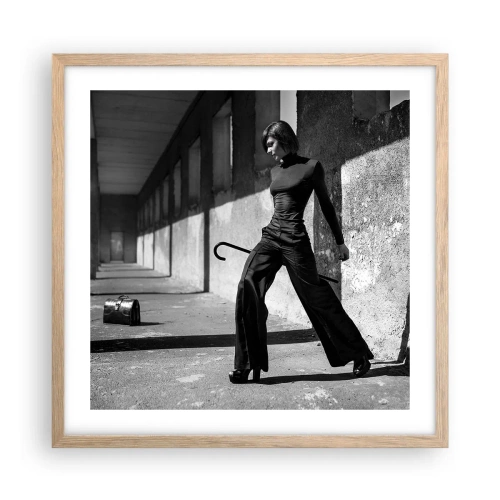 Plakat i ramme af lyst egetræ -  Byens elegance - 50x50 cm