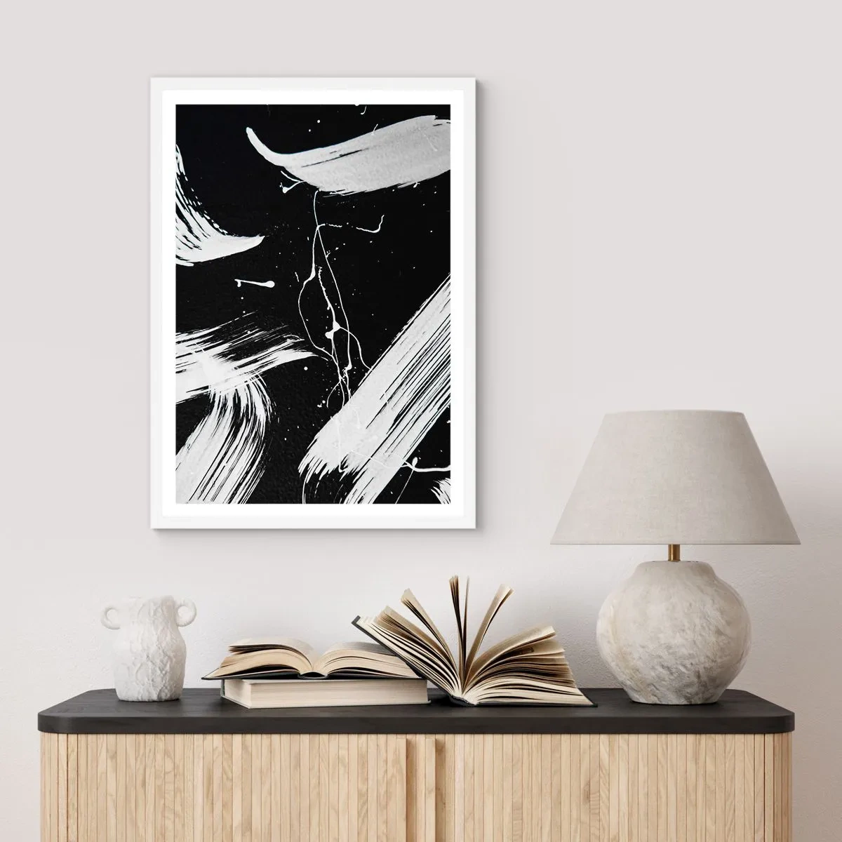 Plakat i hvid ramme - Bryder mørket - 40x50 cm