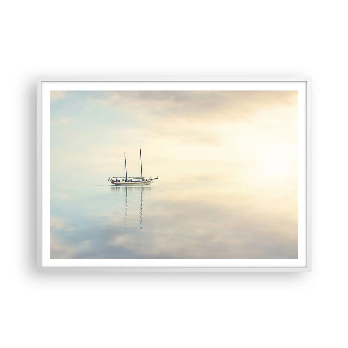 Plakat i hvid ramme - I et hav af stilhed - 100x70 cm