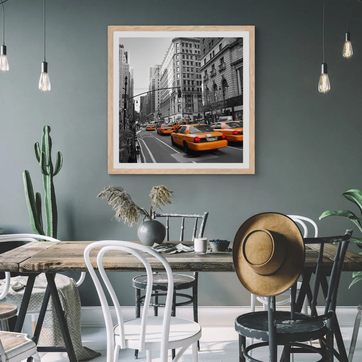 Plakat i ramme af lyst egetræ - Storbyens sol - 60x60 cm